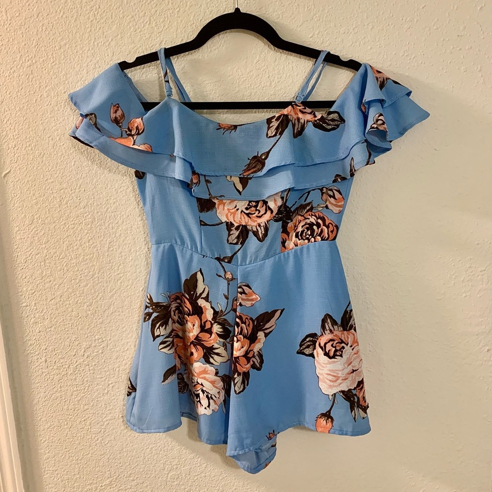 NWOT Floral Off the Shoulder Romper